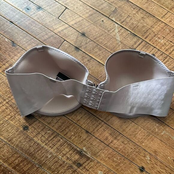 Victoria’s Secret nude lined strapless 36D multi-way bra - Picture 2 of 4